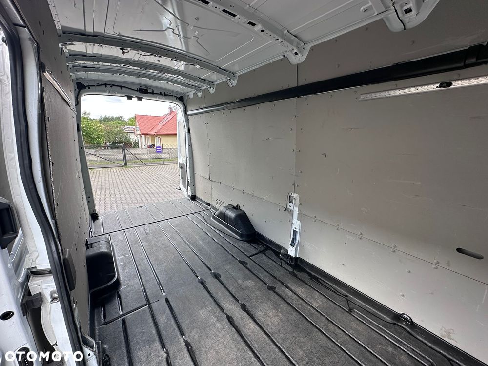Ford Transit - 16