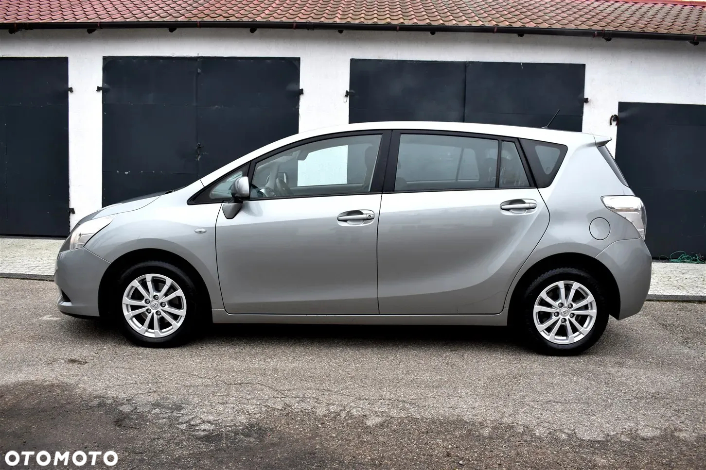 Toyota Verso 1.8 Prestige MS EU6 - 5