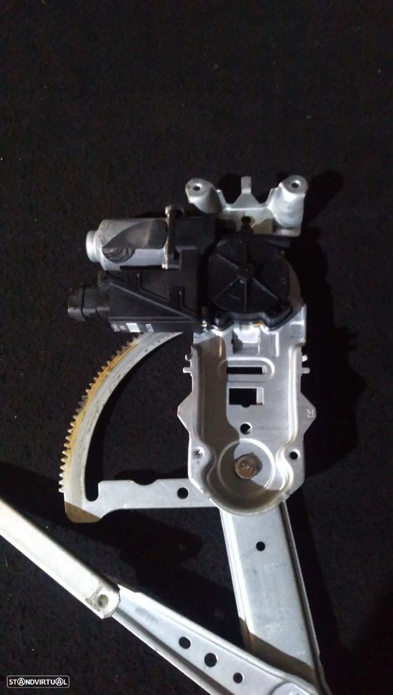 Motor Do Elevador Porta F.D Opel Corsa C (X01) - 3