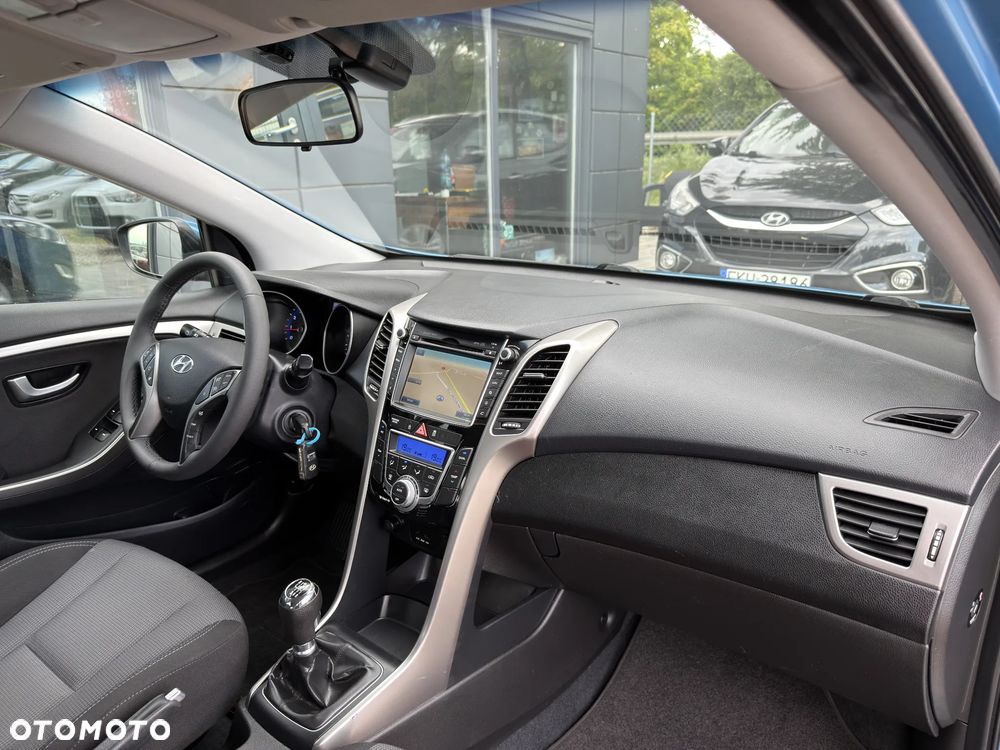 Hyundai i30 1.6 GDI Premium - 9