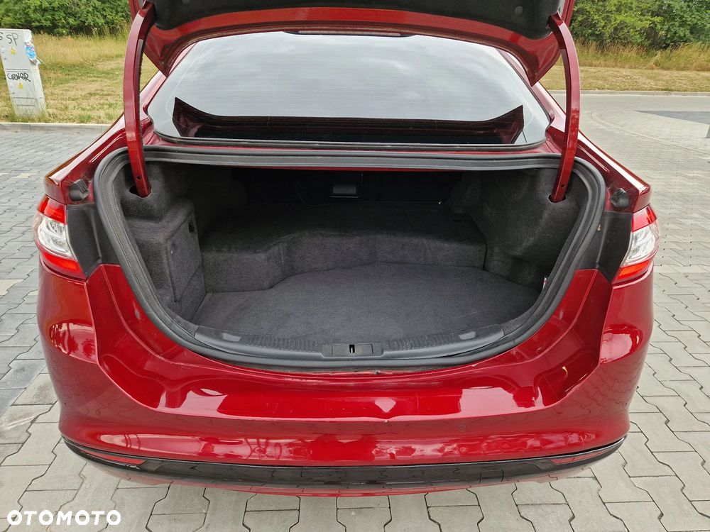 Ford Mondeo 2.0 Hybrid Titanium - 15