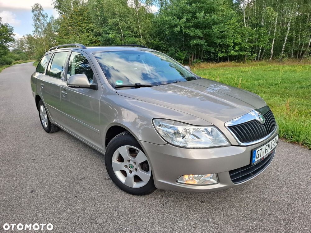 Skoda Octavia 1.6 Combi Style - 3