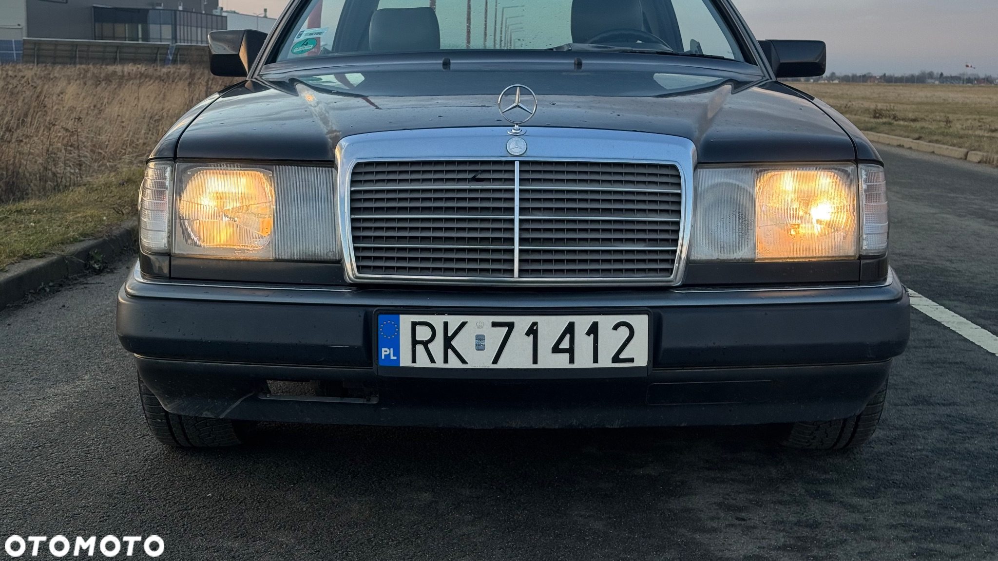 Mercedes-Benz W124 (1984-1993) - 27