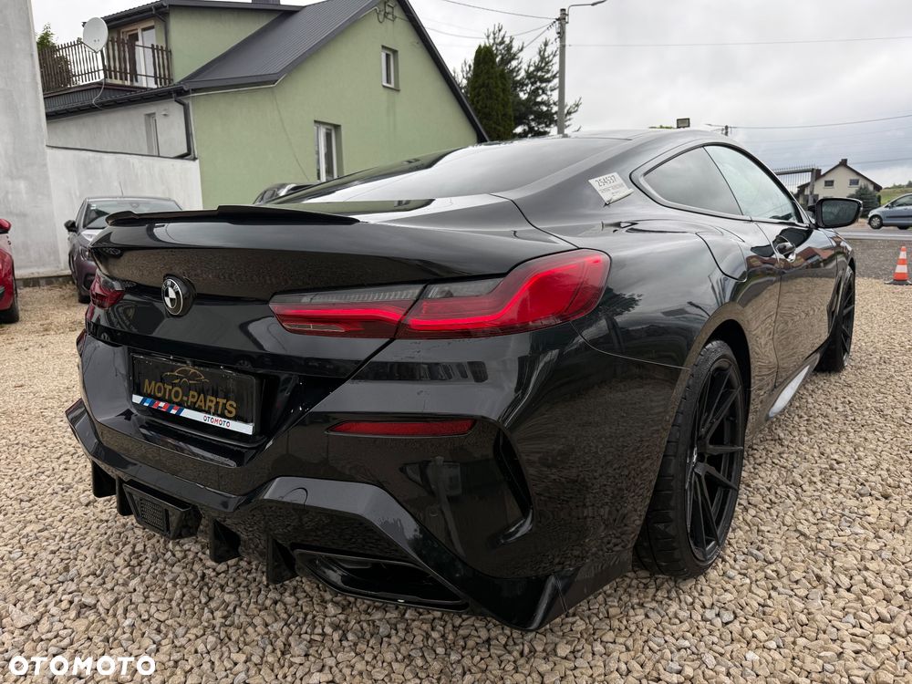 BMW Seria 8 - 3