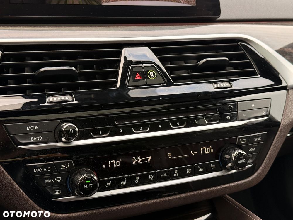 BMW Seria 5 530i Luxury Line - 20
