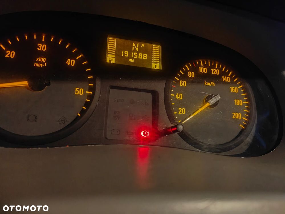 Opel Vivaro - 32