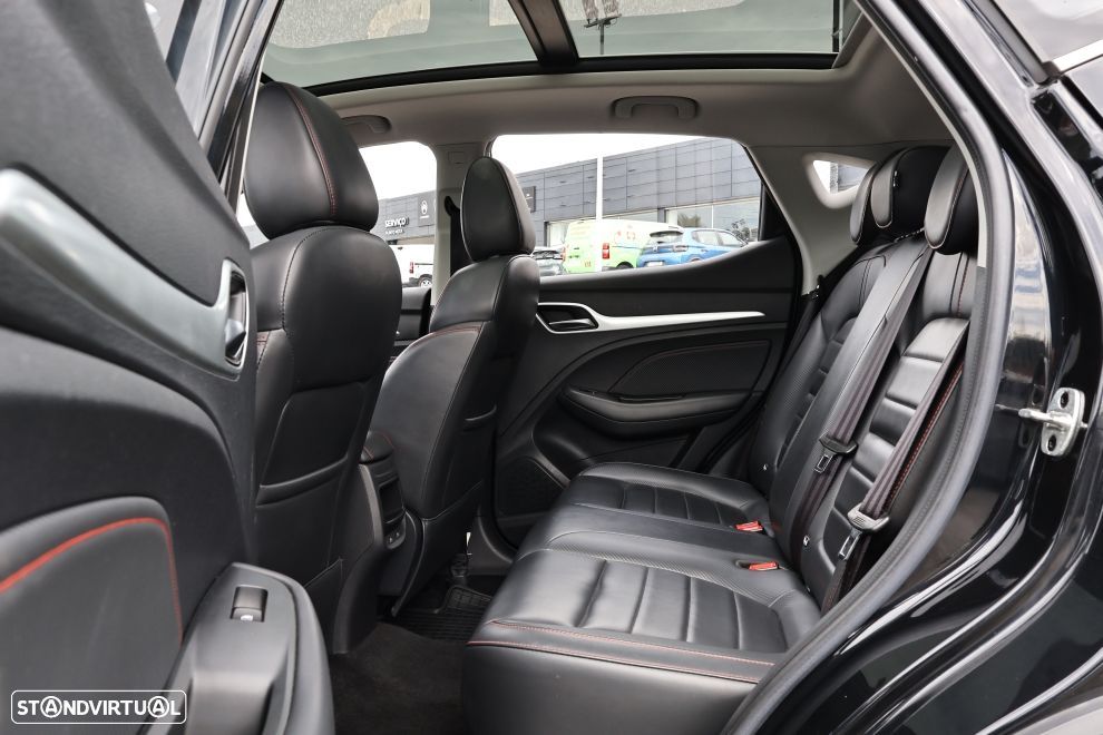 MG ZS 1.0 T-GDI Luxury — fotografia 17
