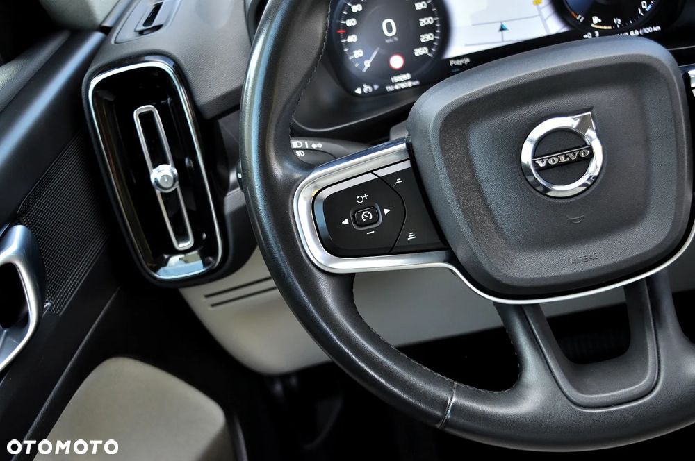 Volvo XC 40 T4 Plug-In Hybrid Plus Bright - 27
