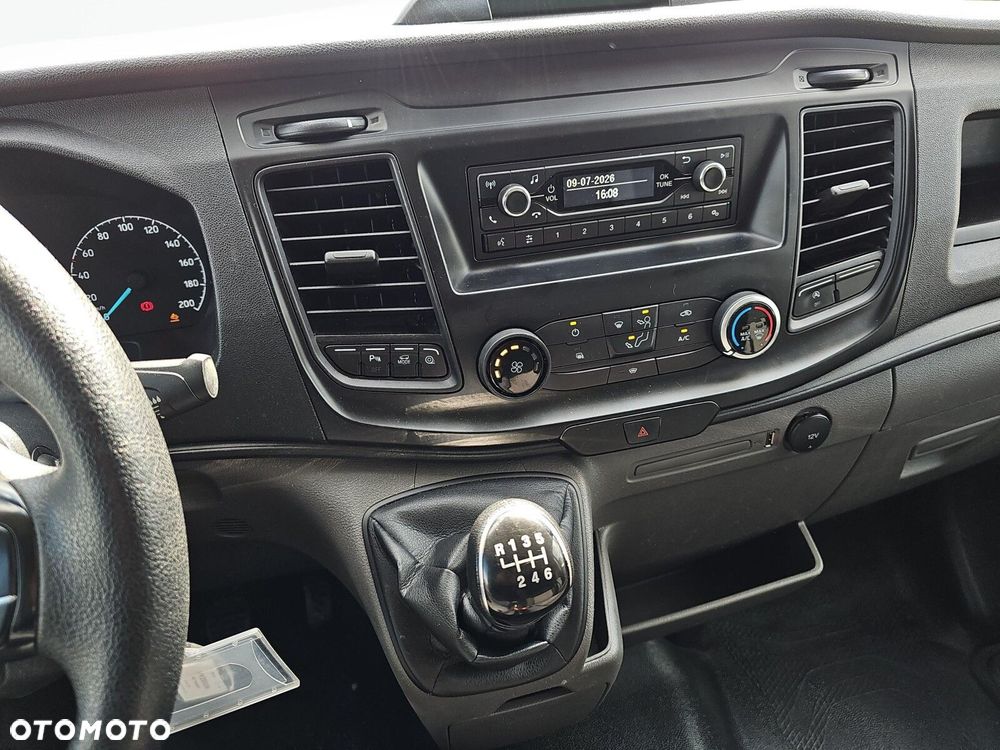 Ford transit - 21