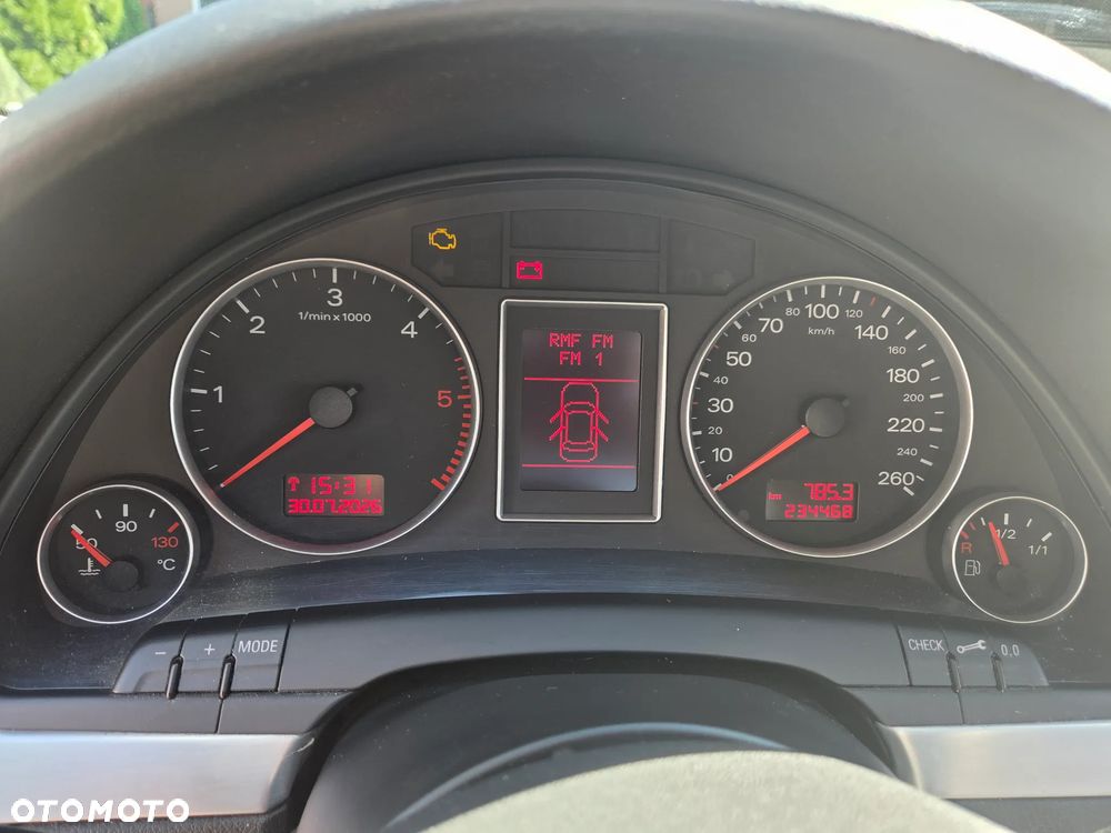 Audi A4 Limousine 2.0 TDI - 15
