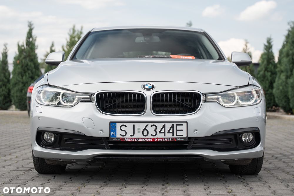 BMW Seria 3 318d - 18