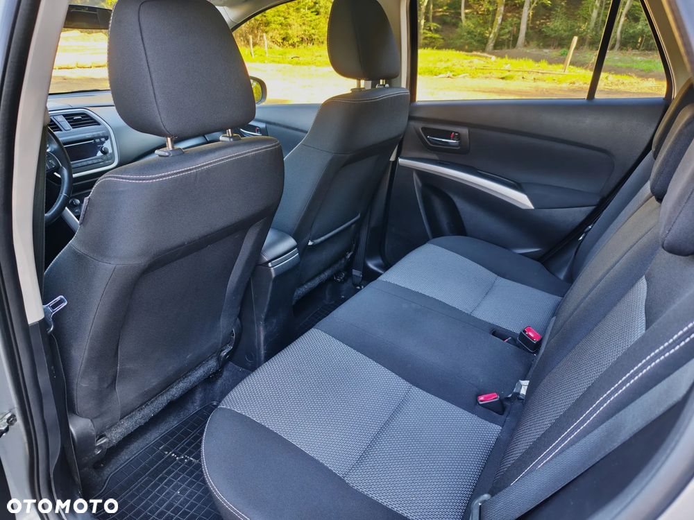 Suzuki SX4 - 21