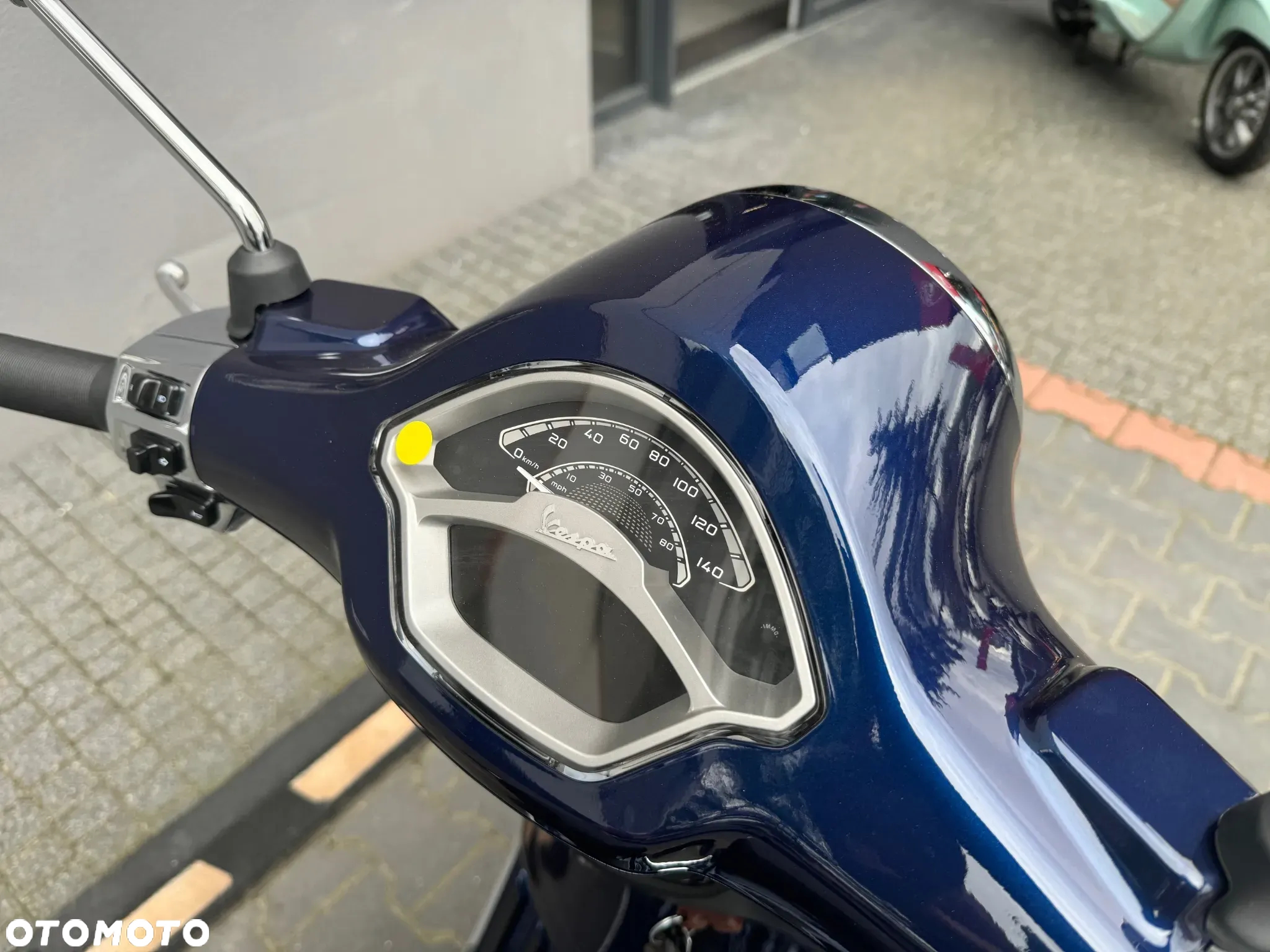 Vespa Primavera - 8