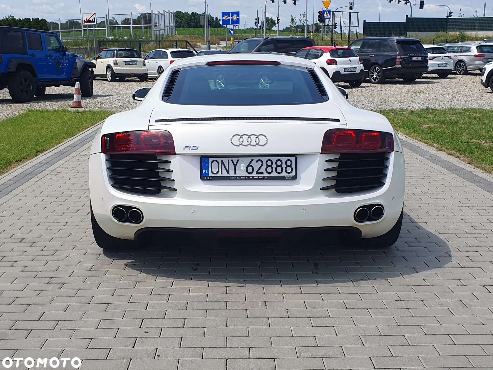 Audi R8 4.2 Quattro R tronic - 8