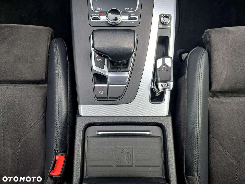 Audi Q5 40 TDI quattro S tronic sport - 23