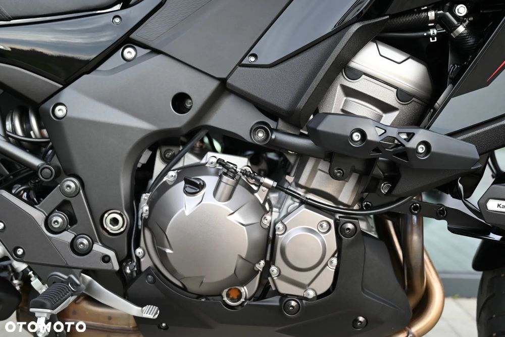Kawasaki Versys 1000 - 11