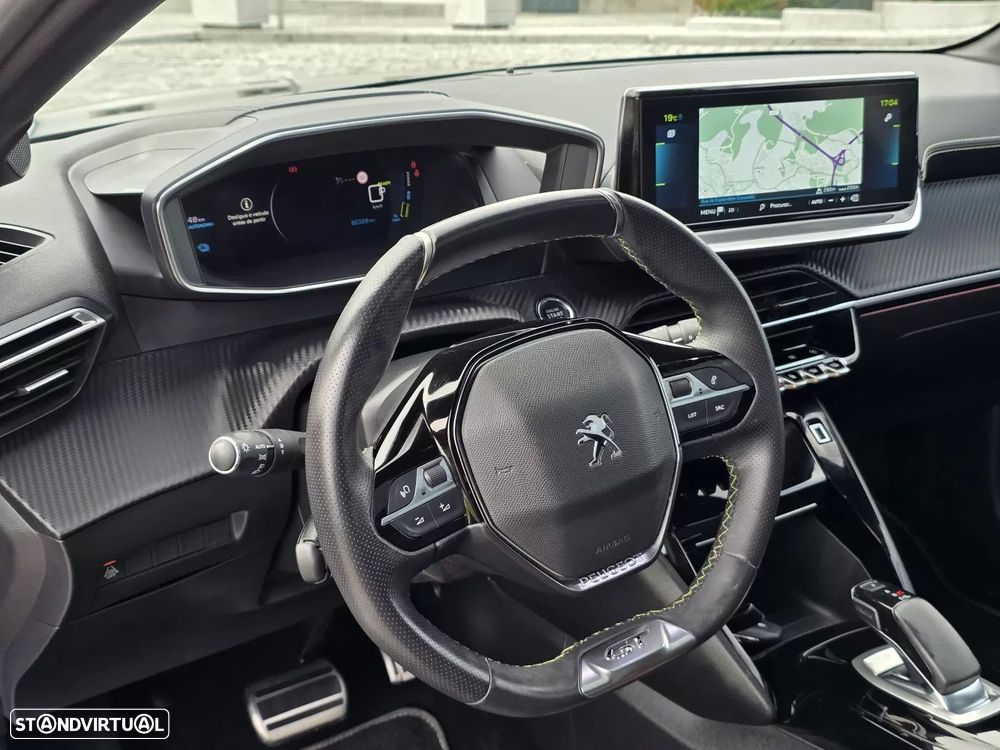 Peugeot e-208 GT - 19