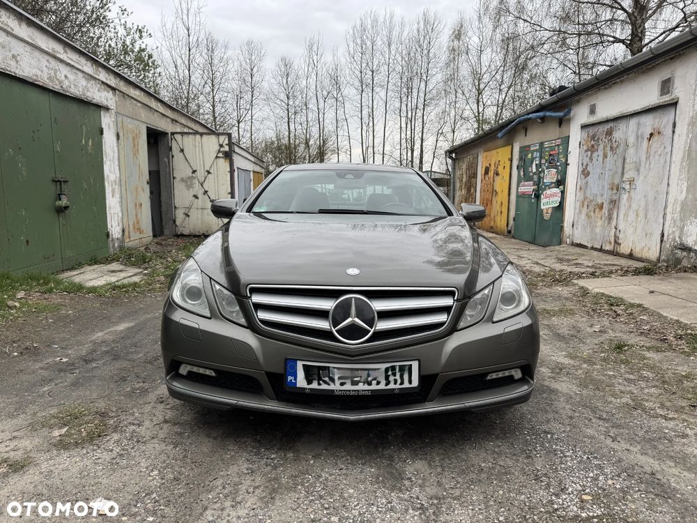 Mercedes-Benz Klasa E 350 CDI DPF BlueEFFICIENCY 7G-TRONIC Elegance - 2