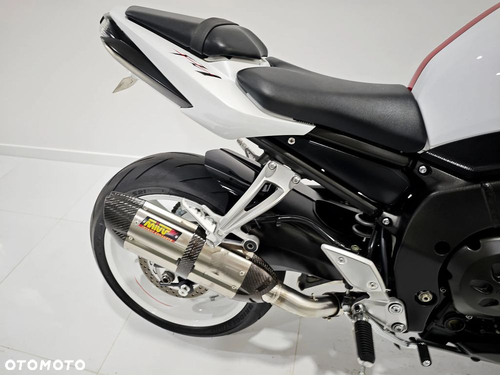 Yamaha FZ - 10