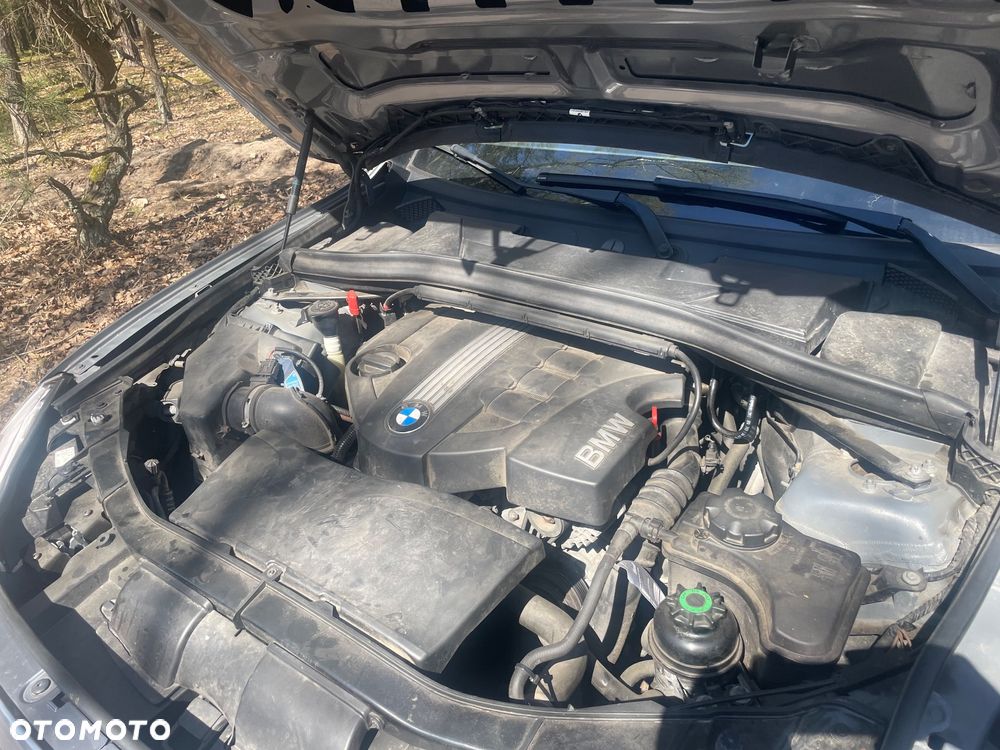 BMW X1 sDrive18d xLine - 8