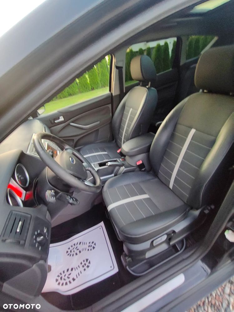 Ford Kuga - 8