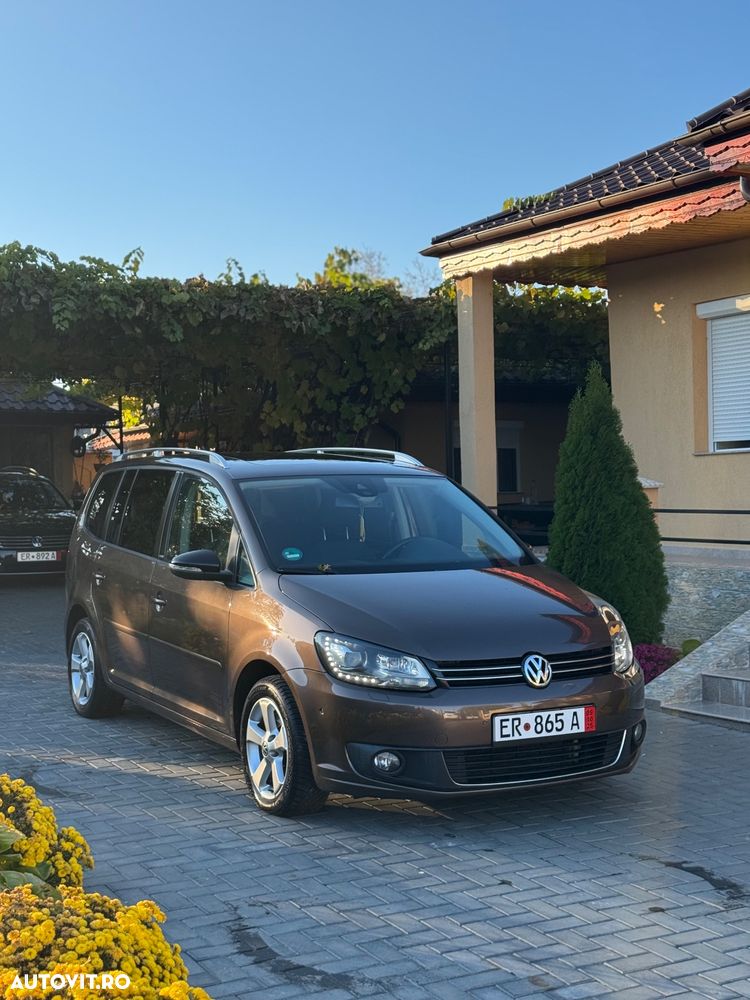 Volkswagen Touran 2.0 TDI Highline - 8