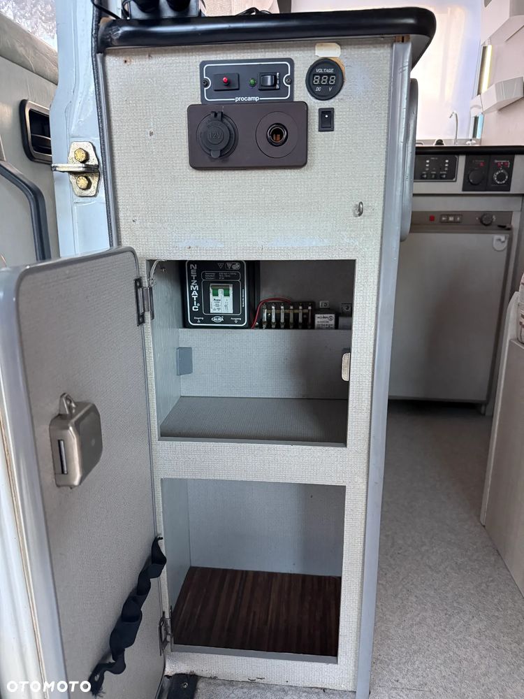 Mercedes-Benz MB100 LaStrada - 30