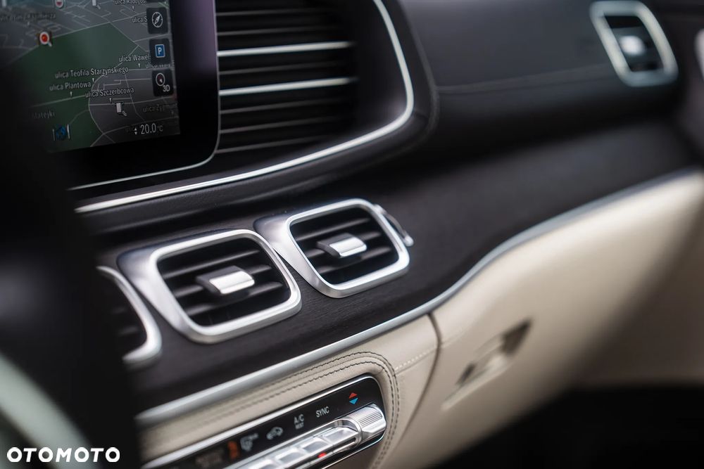 Mercedes-Benz GLE 400 d 4-Matic Executive - 28