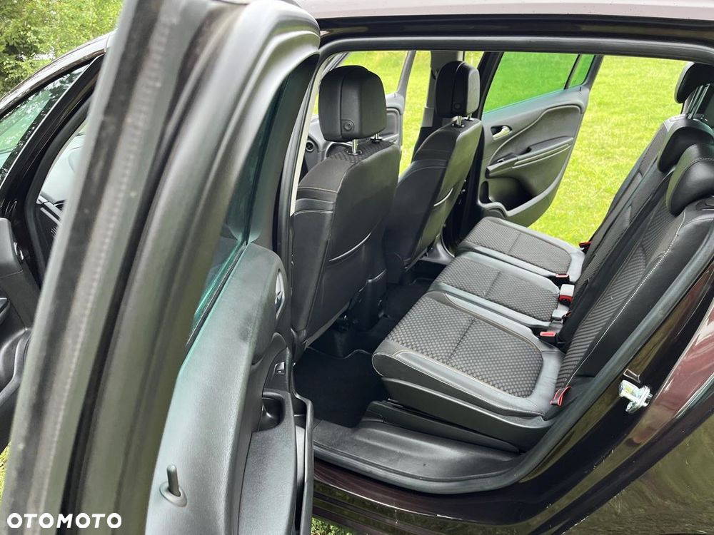 Opel Zafira - 8