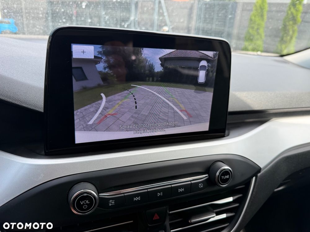 Ford Focus 1.5 EcoBlue STart-Stopp-System TITANIUM - 13