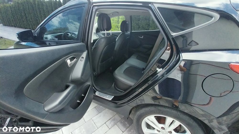 Hyundai ix35 - 11