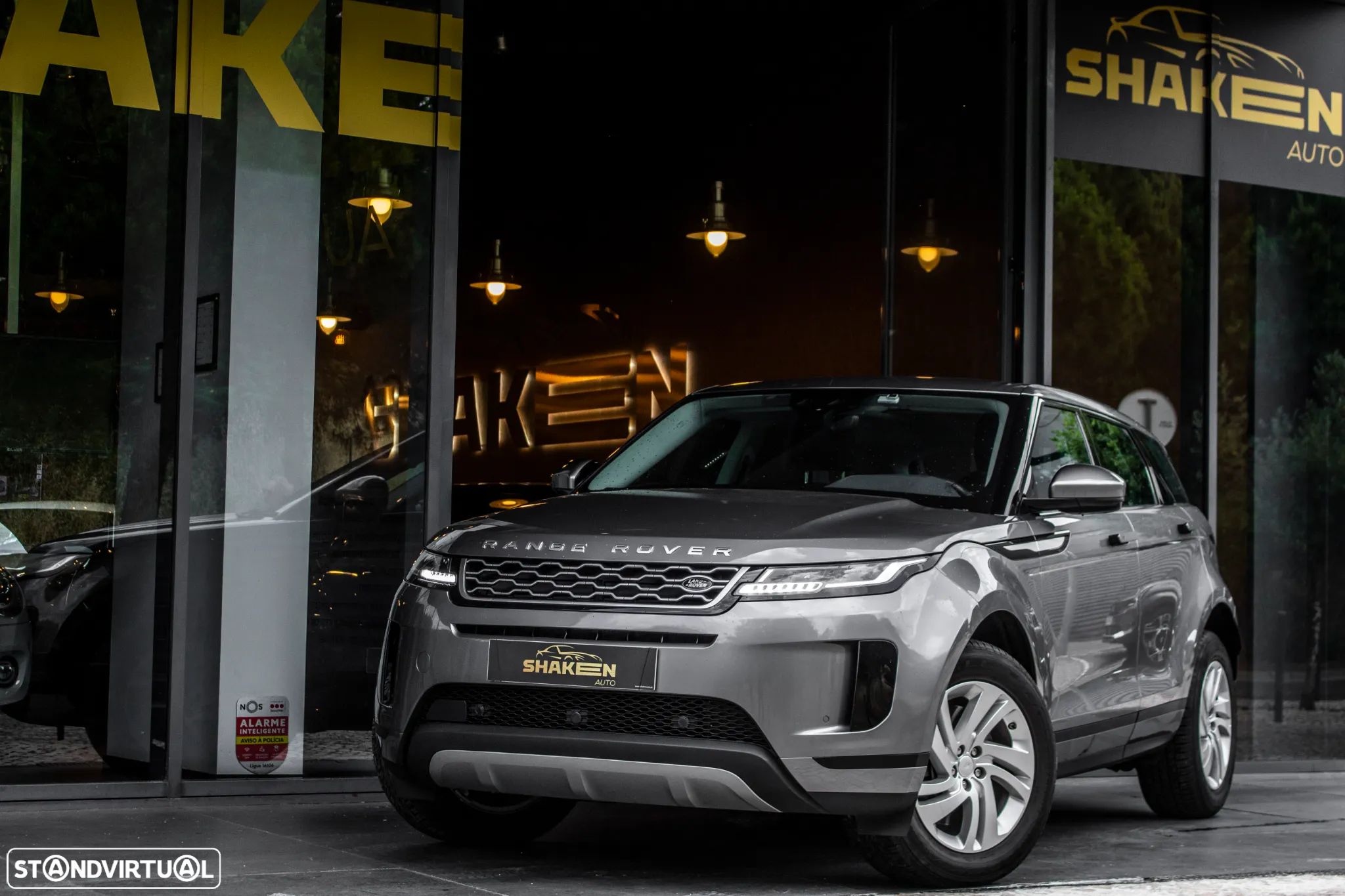 Land Rover Range Rover Evoque 2.0 D240 AWD Auto - 1