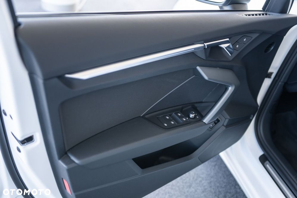 Audi A3 Sportback - 14