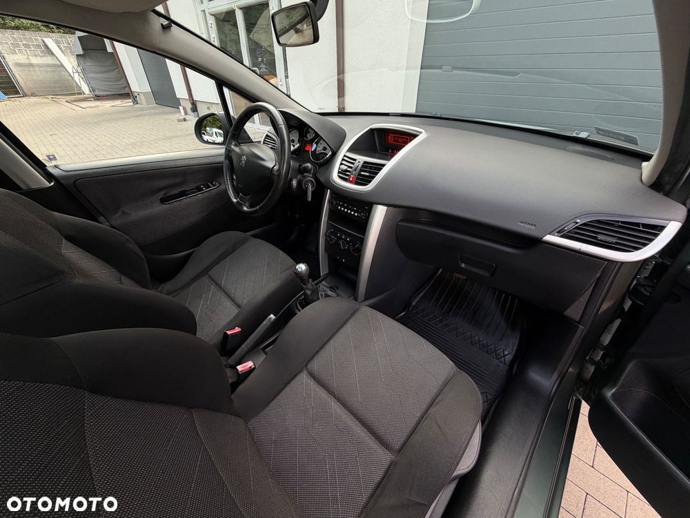 Peugeot 207 1.6 HDi Millesim 200 - 9