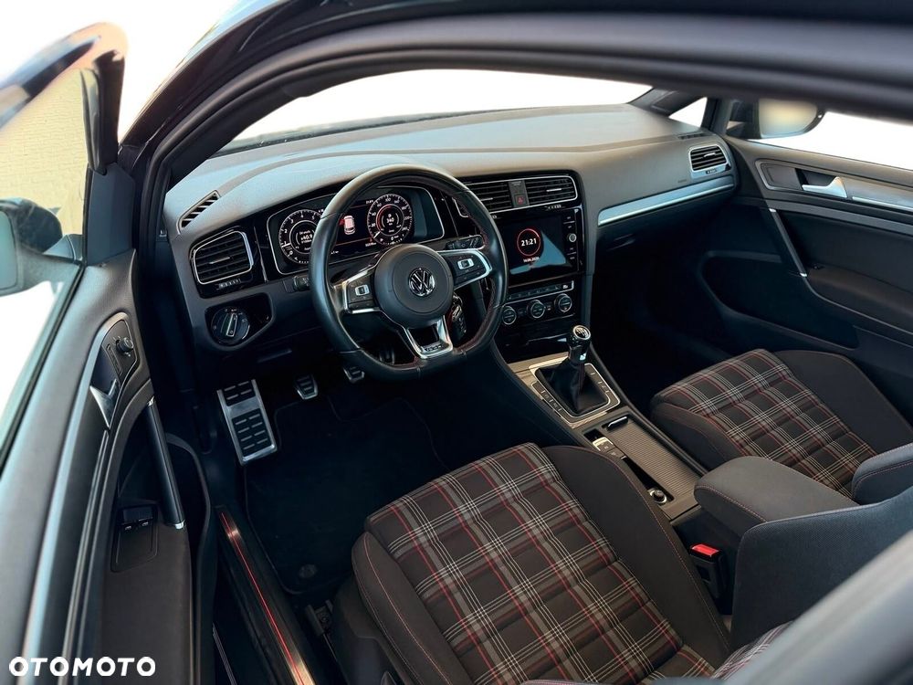 Volkswagen Golf 2.0 TSI BMT GTI Performance - 11