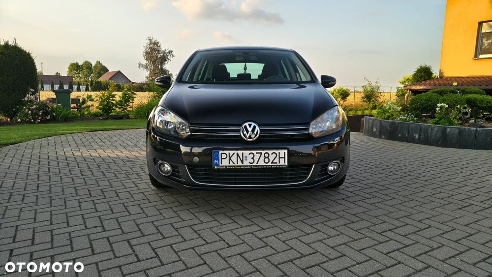 Volkswagen Golf - 2