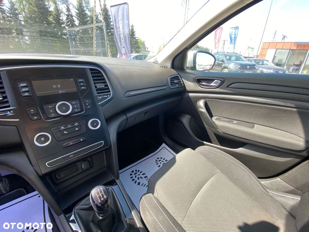 Renault Megane 1.6 SCe Zen - 18