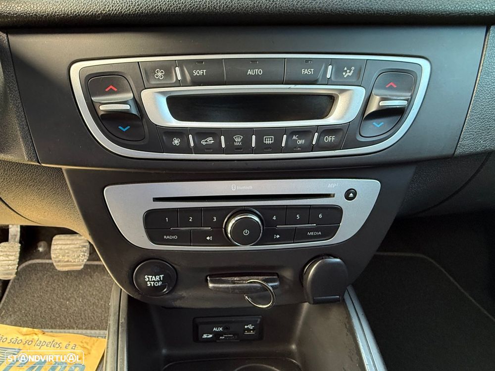 Renault Mégane Sport Tourer 1.5 dCi Dynamique - 22