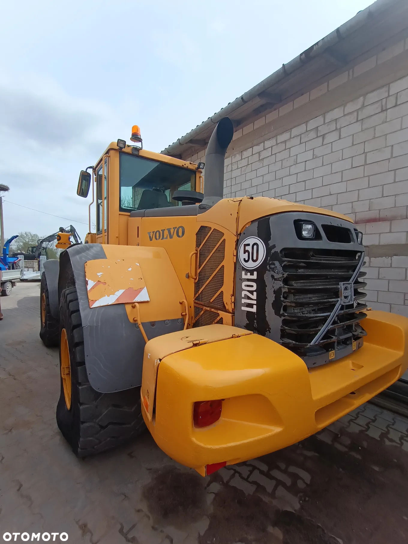 Volvo L120E - 14