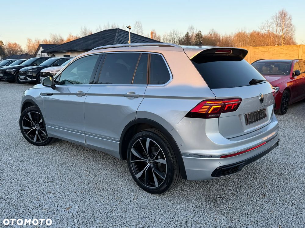 Volkswagen Tiguan - 12
