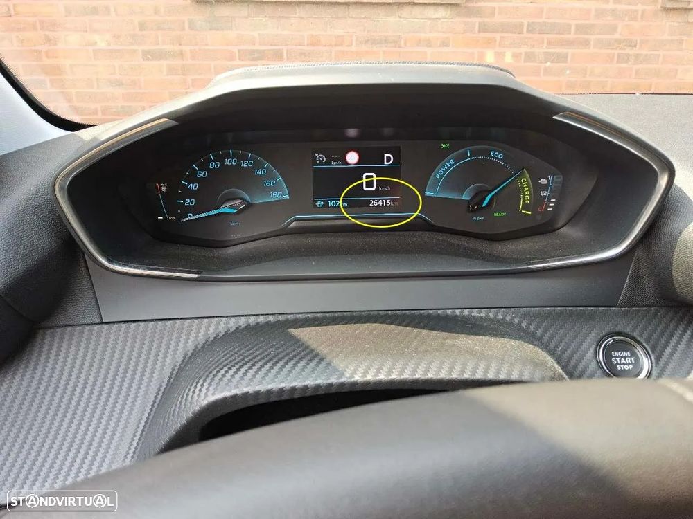 Peugeot e-208 Allure - 4