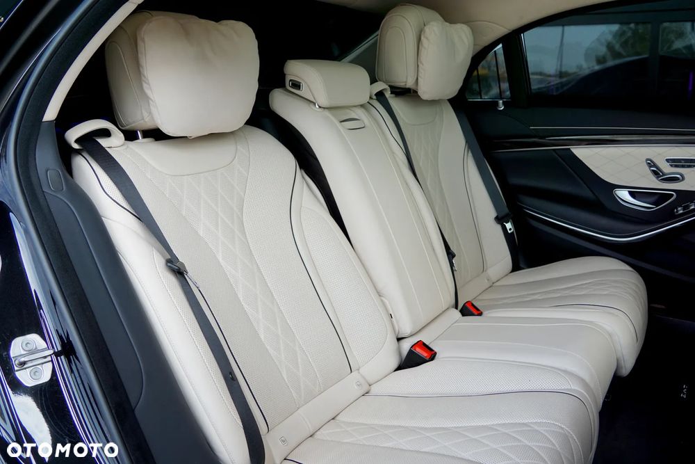 Mercedes-Benz Klasa S 560 4-Matic L 9G-TRONIC - 28