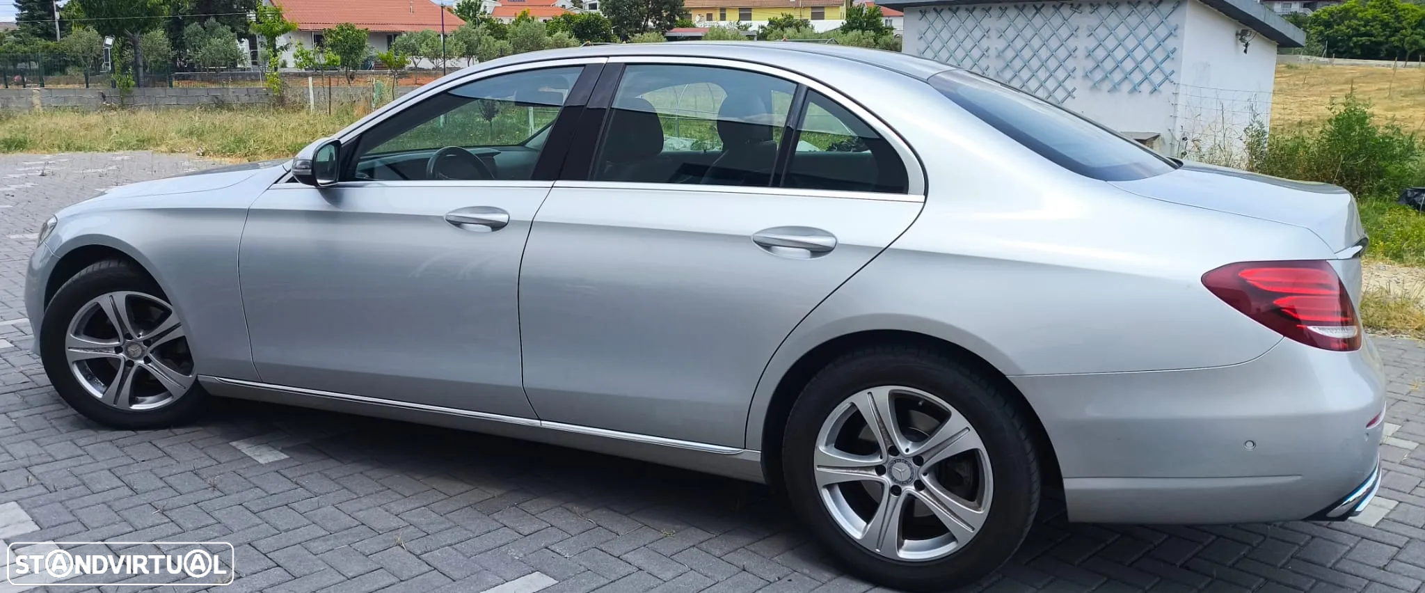 Mercedes-Benz E 220 d Avantgarde+ - 18