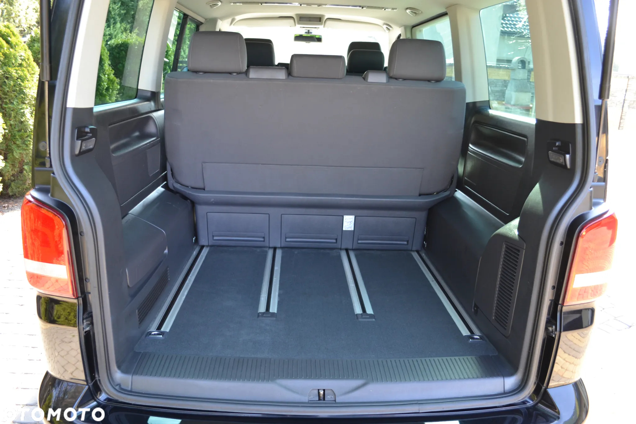 Volkswagen Multivan TDI L1 Comfortline - 32
