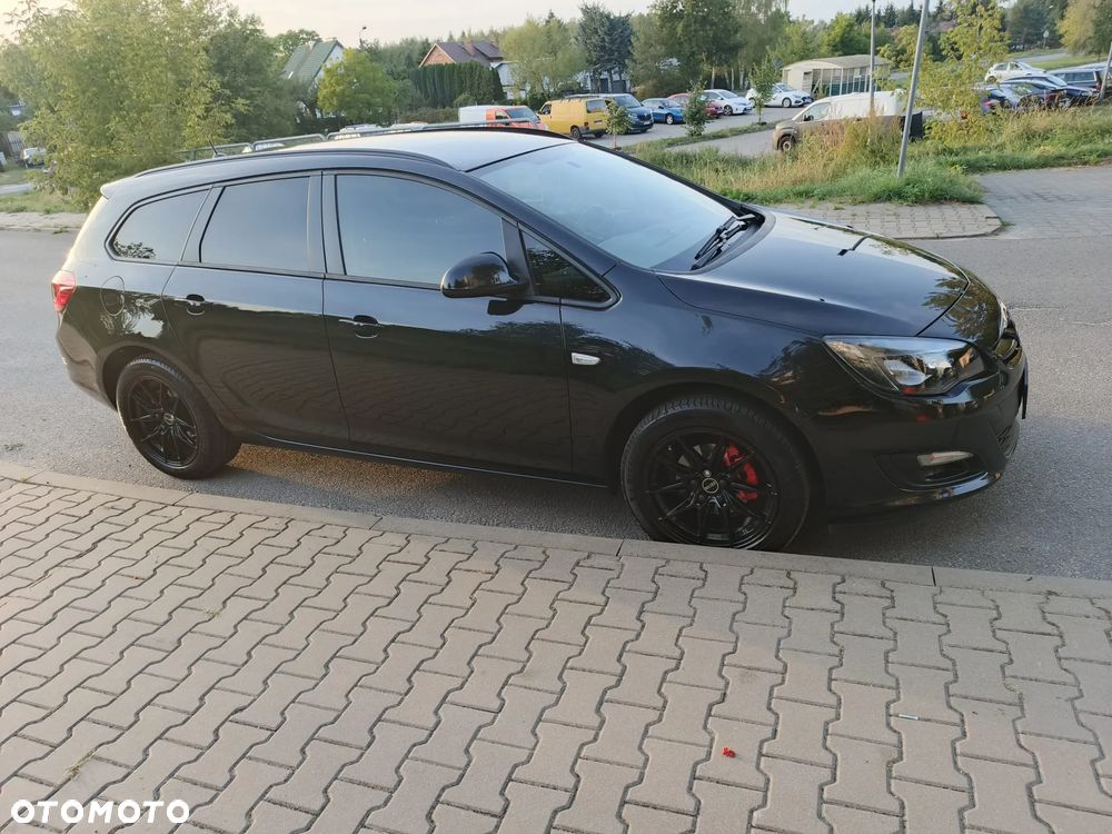 Opel Astra 1.4 T Sport S&S - 8