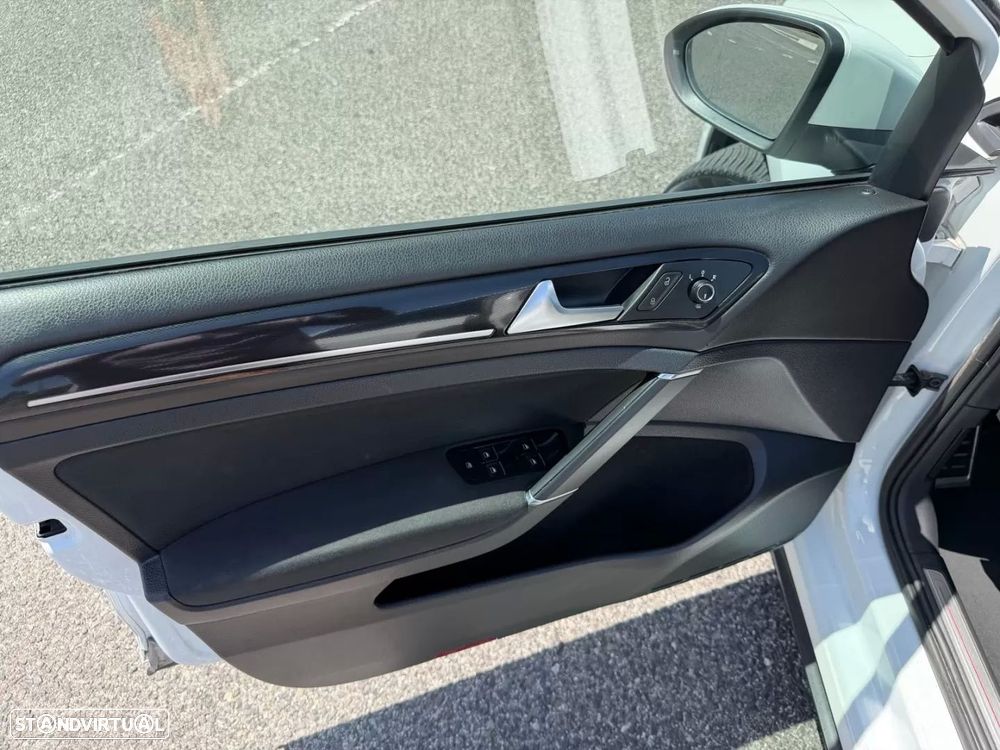 VW Golf 2.0 TSi GTi DSG Performance - 30