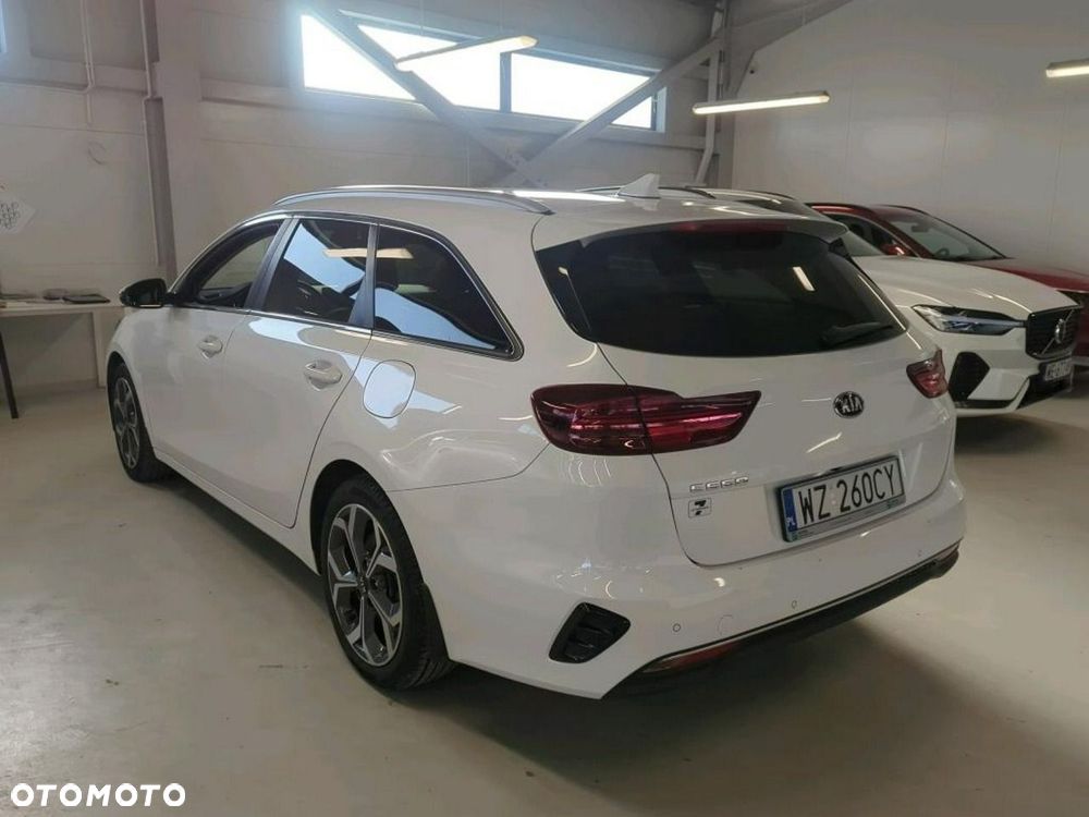Kia Ceed - 3