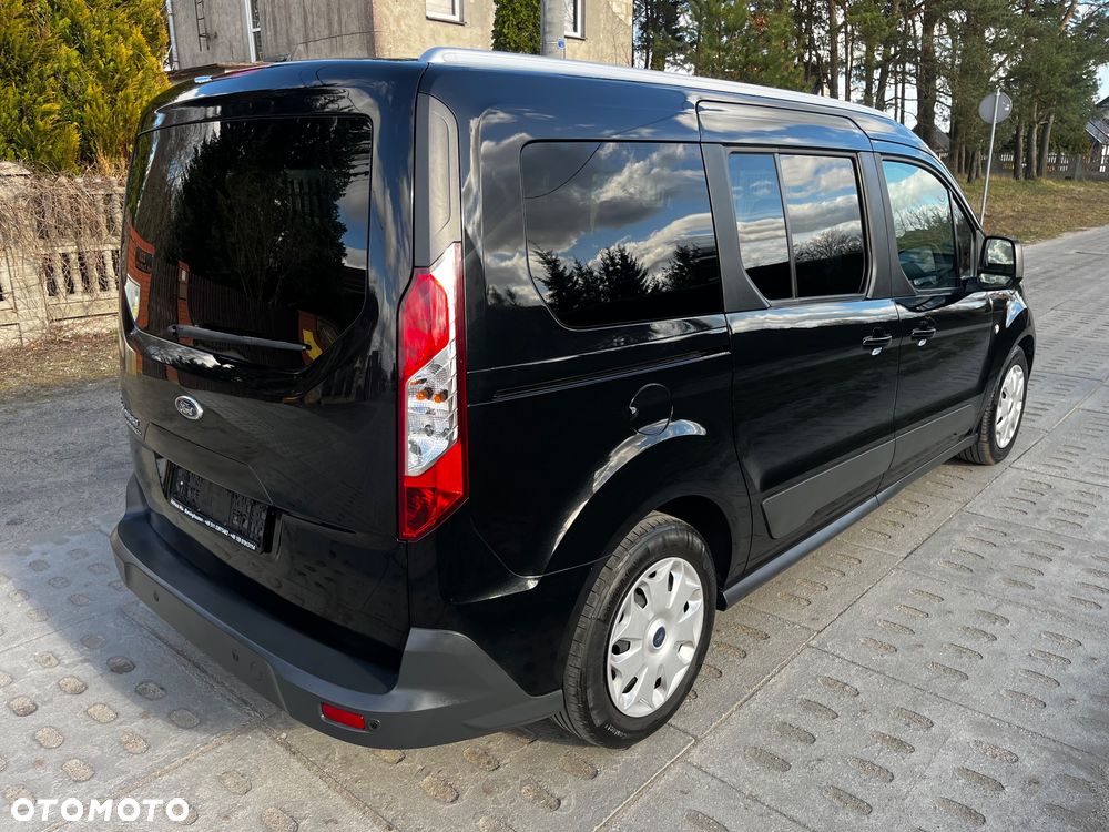 Ford Tourneo Connect Grand - 8