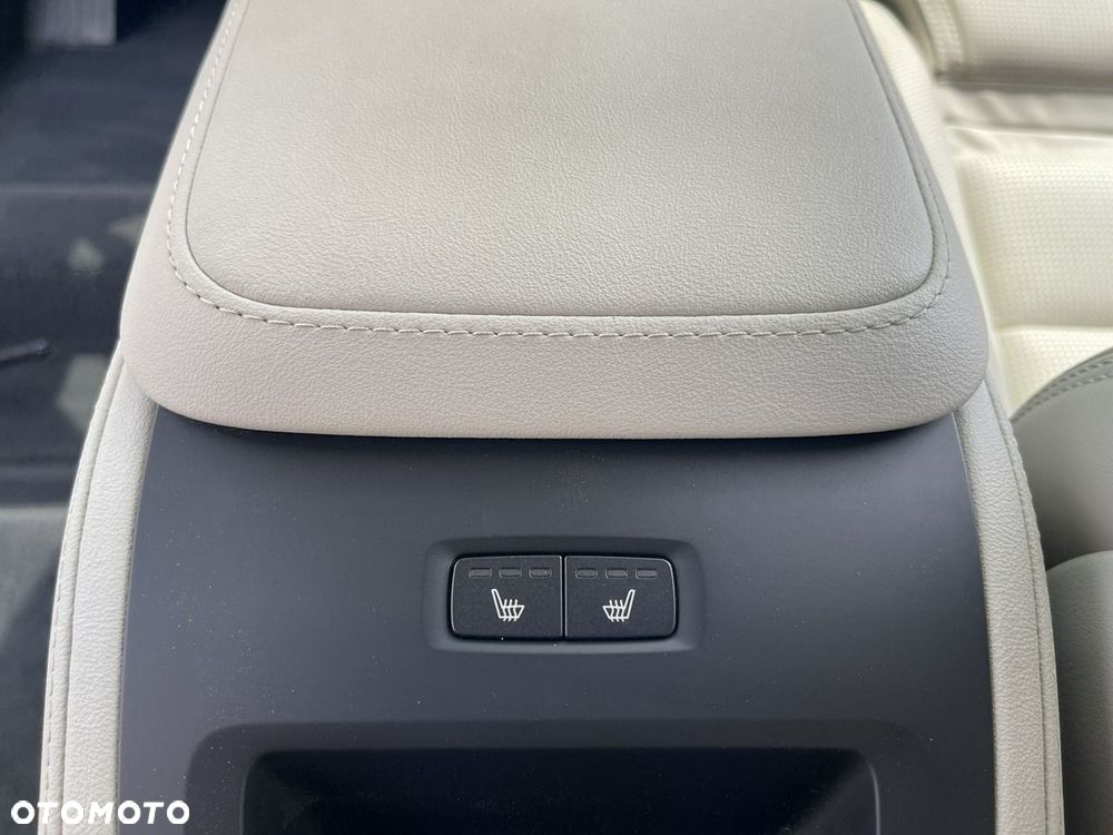 Volvo XC 90 B5 B AWD Plus Bright 7os - 19
