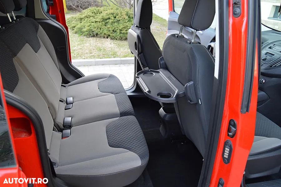 Ford Tourneo Courier 1.5 TDCi Ambiente - 20